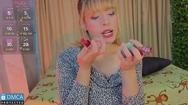 צ'אט XXX בשידור חי של nena_cupcake_