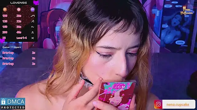 nena_cupcake_'s Live XXX Chat