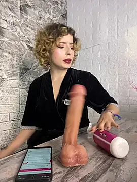 nena_cupcake_ – Naživo XXX chat