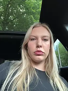 Chloemillerrxx – webcam-show