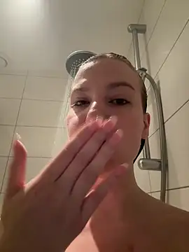 Chloemillerrxx Webcam Show