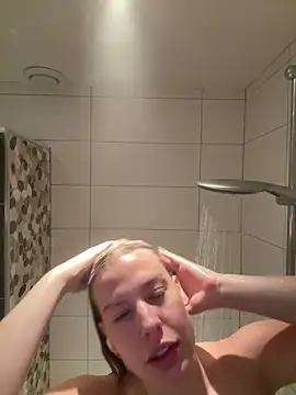 Chloemillerrxx – webcam-show