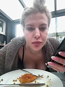 Chloemillerrxx – webcam-show