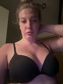 Chloemillerrxx webcam show