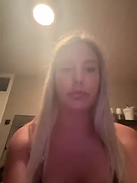 Chloemillerrxx Webcam Show