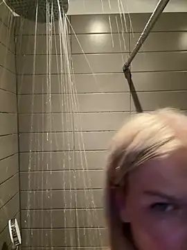 Chloemillerrxx webcam show