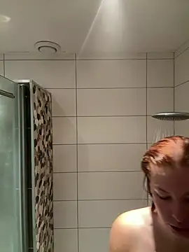 Chloemillerrxx webcam show