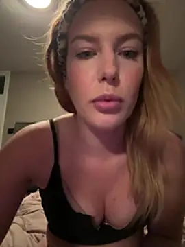 Chloemillerrxx – webcam-show