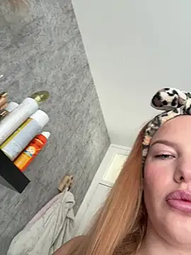 Chloemillerrxx – webcam-show