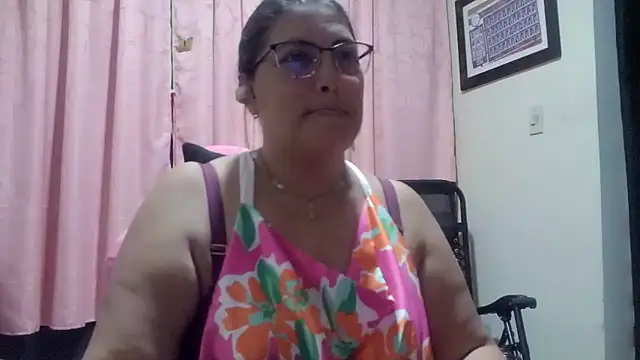 lina_maria99 élő XXX-chatje