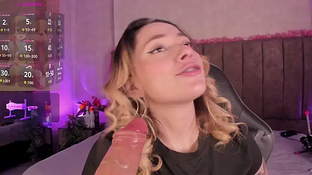 LanaMills_ Chat XXX in diretta