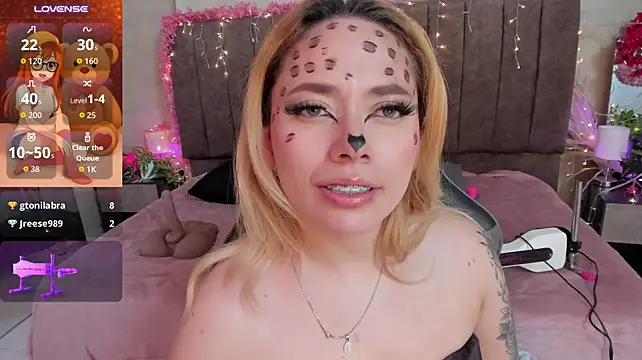 LanaMills_のライブXXXチャット