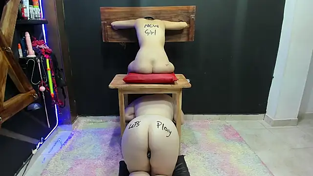 BDSM_EXOTICDOMINATI0N2's Webcam Show