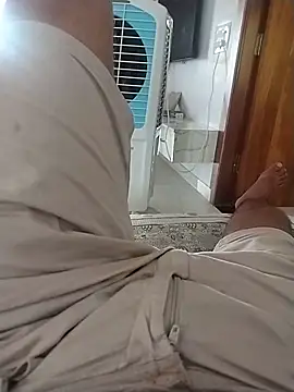 عرض كام Desiandaj