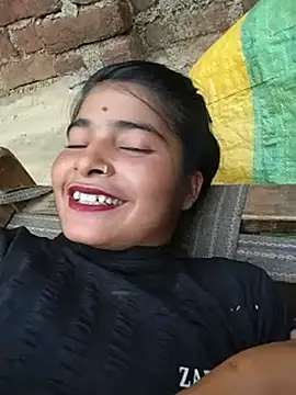 Show modela Rubina_khan4 na web-kameri