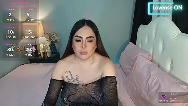 Pertunjukan Kamera Web Unforgettable_Maria