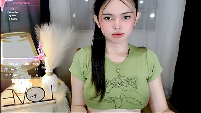 Chat +18 de wildest_fantasy ao vivo