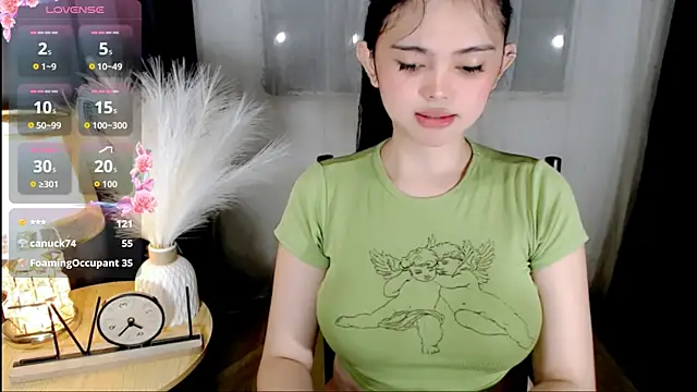 wildest_fantasy's Live XXX Chat