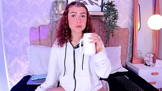 Anseru_ Adlı Modelin Canlı XXX Sohbeti