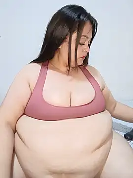 Julieta_BBW Pertunjukan Webcam