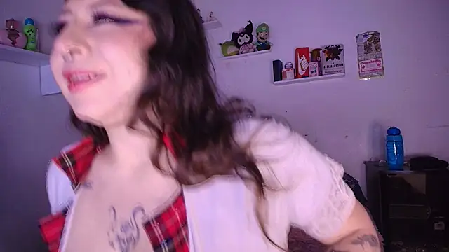 Вебкам-шоу annyharriis