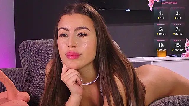 lyv_ty's Webcam Show
