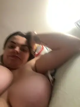 lohd657 Show in webcam