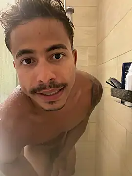 Show de AlexActive na webcam
