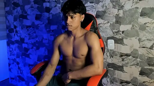 ZYZZ1312 网络视讯表演