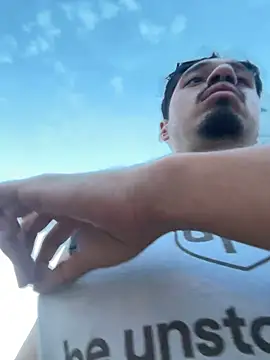 mrredcorn Show in webcam
