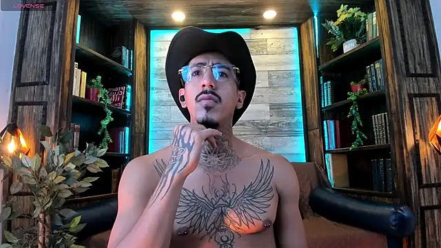 Donovan_Desmond Webcam-Show