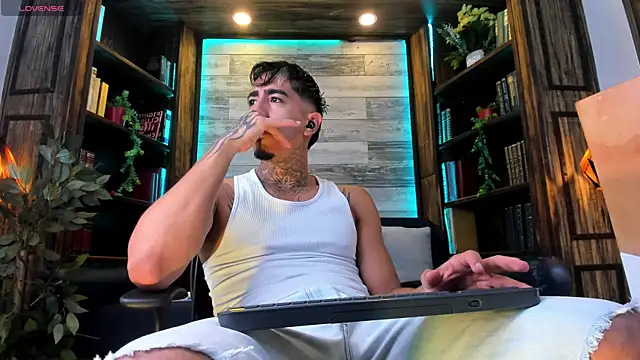 Donovan_Desmond 在線直播表演