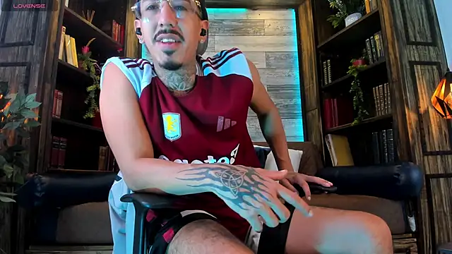 Donovan_Desmond webkamerás műsora