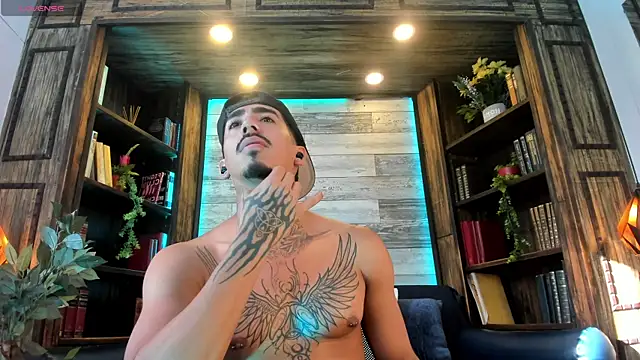 Donovan_Desmond Webcam-Show