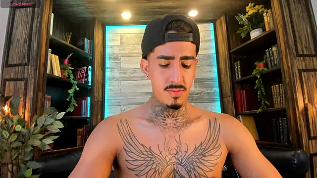 Donovan_Desmond Show Webcam