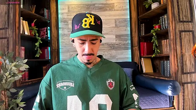 Donovan_Desmond Webcamshow