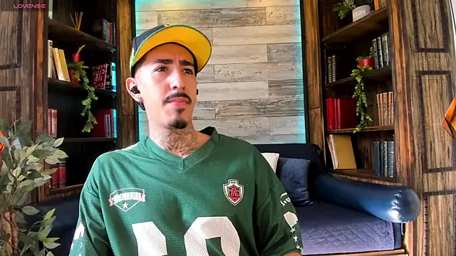 Donovan_Desmondn Webbikameraesitys