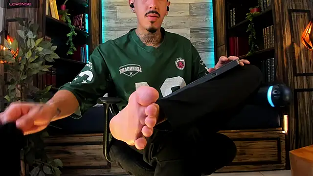 Donovan_Desmond Webcam-Show