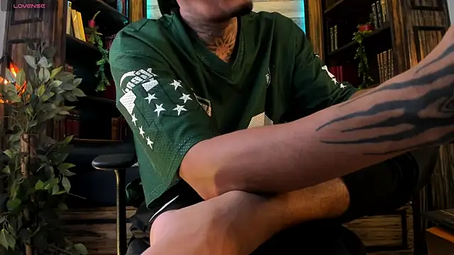 Donovan_Desmond Webcam Show