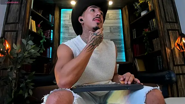 Donovan_Desmond Show Webcam