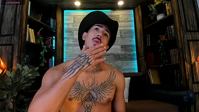 Donovan_Desmond Show Webcam