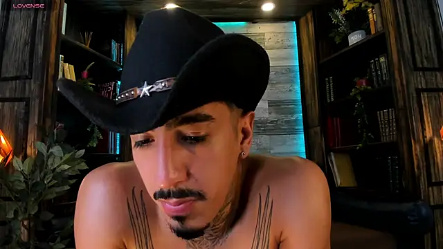 Donovan_Desmond webcam show