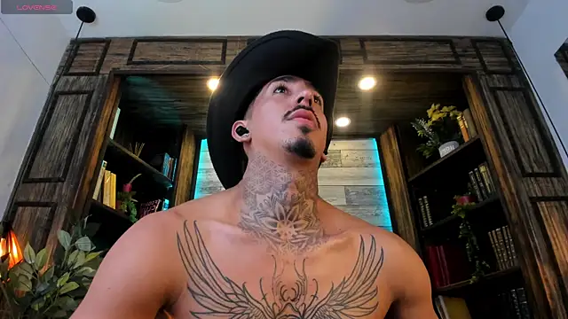 Donovan_Desmond Webcam-Show