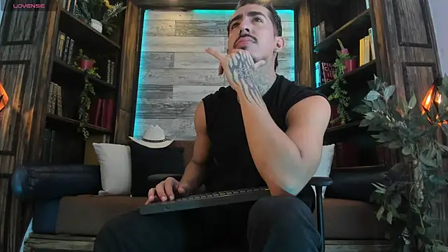 Donovan_Desmond's Webcam Show