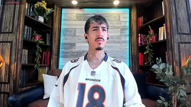 Donovan_Desmond 网络视讯表演