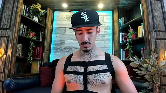 Donovan_Desmond: вебкам-шоу