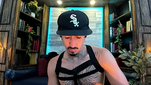 הופעת וובקאם של Donovan_Desmond
