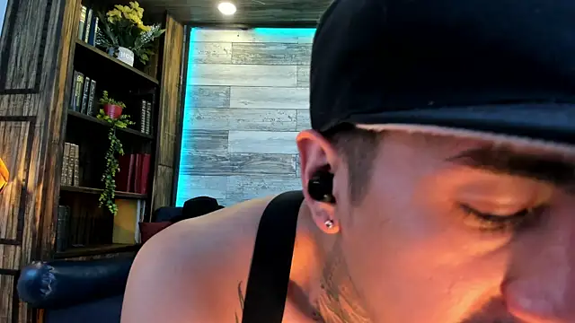 Donovan_Desmond Webcamshow