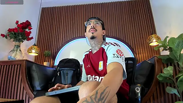 Donovan_Desmond Pertunjukan Webcam