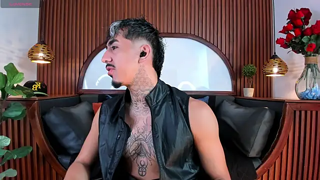 Donovan_Desmond 在線直播表演